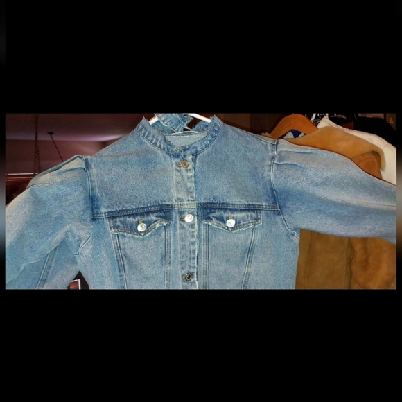 Cropped Jean Jacket, Power Shoulders and Puff Sleeves, S - Picture 3 of 6